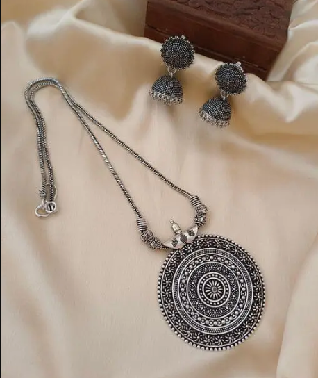 Oxidized Round Pendant Necklace