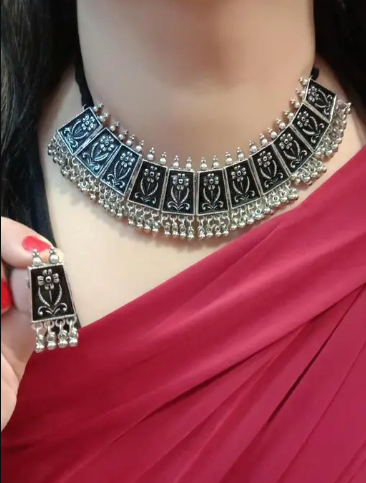 Black Enamel Choker with Earrings