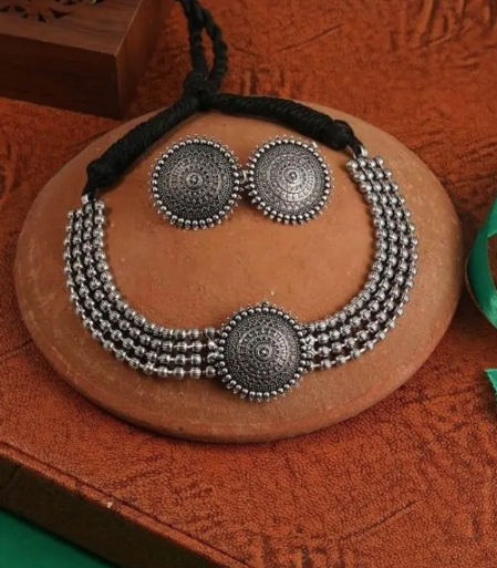 Latest Oxidised Choker with Earrings