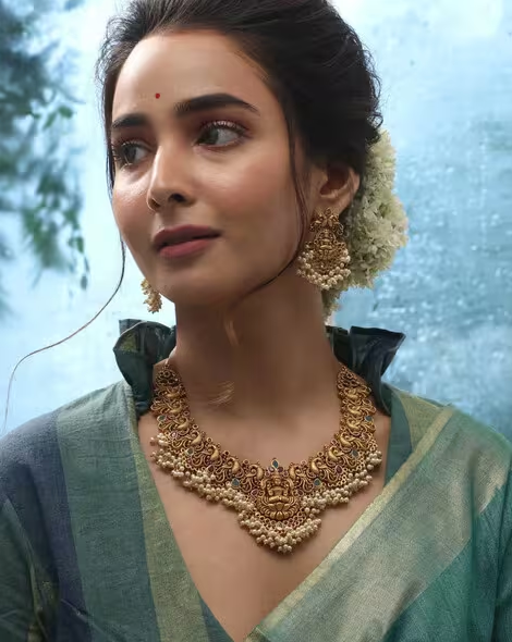 Royal Temple Jewellery Necklace