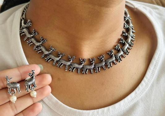 Reindeer Necklace Set with Earrings