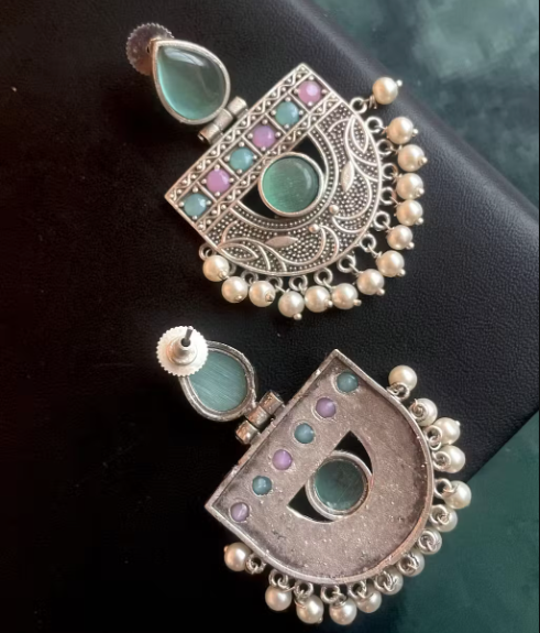 Pehar Earrings Rajsi Design