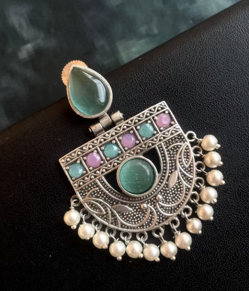 Pehar Earrings Rajsi Design